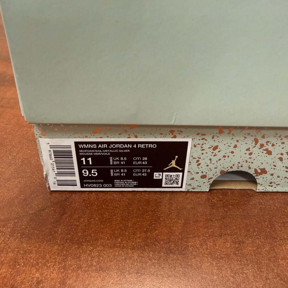 Nike Air Jordan 4 Retro Seafoam Sail Silver HV0823-003 Size 9.5 men/11 Women NIB - Picture 11 of 13